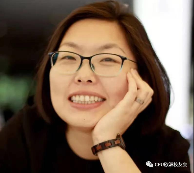 给大家分享一下她们在欧洲留学毕业之后