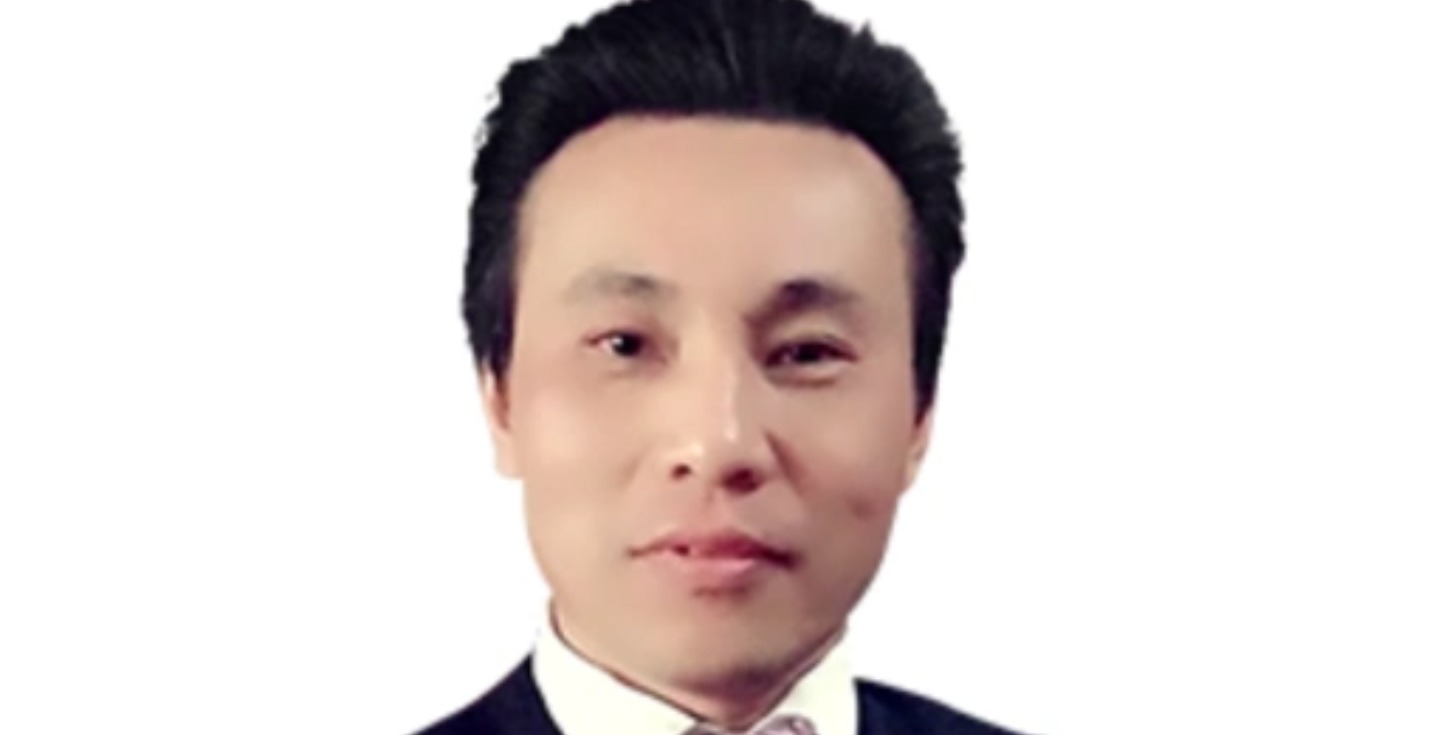 2002年毕业于乐禧棋牌注册成为西甲