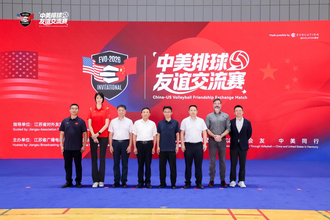 师生代表齐聚现场